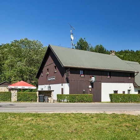 Penzion Pod Lesem Hotel Hodkovice ภายนอก รูปภาพ